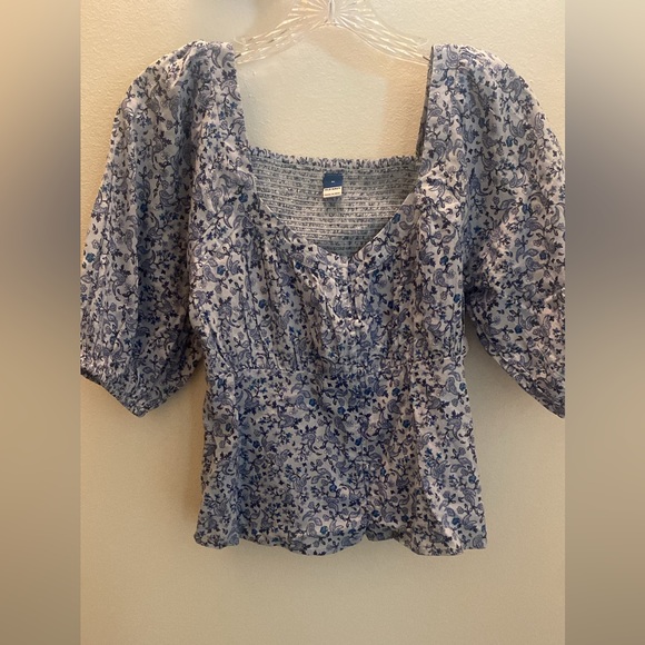 NWT Perfect Shade of Blue Paisley Quarter Sleeve Button Down Peplum Blouse - Picture 1 of 1